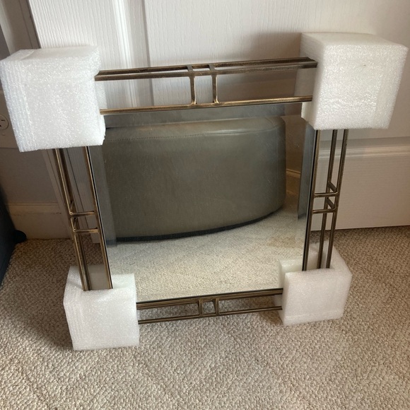 Surya Elegant Gold Wall Mirror from Havertys Furniture - Picture 3 of 6